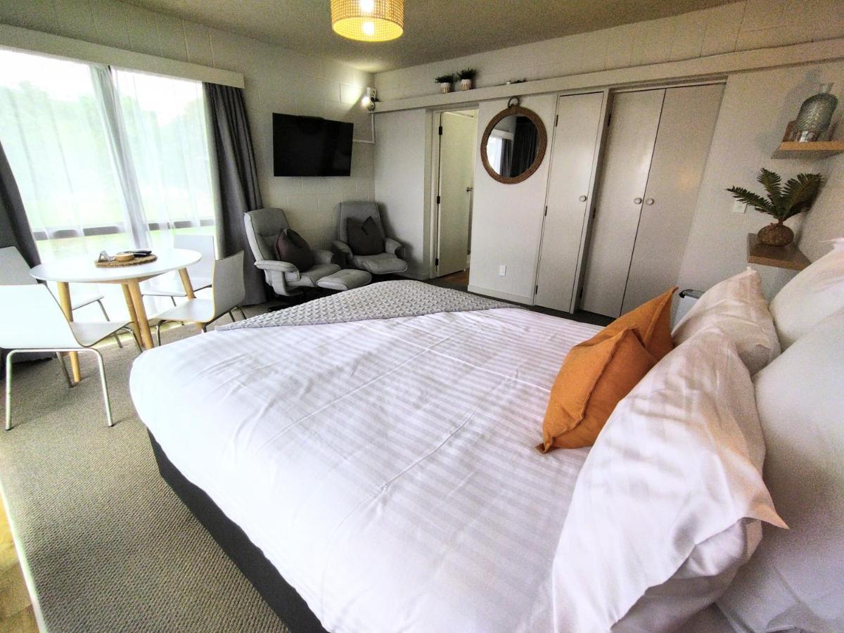 Whispering Sands Beachfront Motel Gisborne Exterior foto